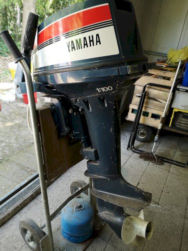 A VENDRE moteur Yamaha 9.9 cv