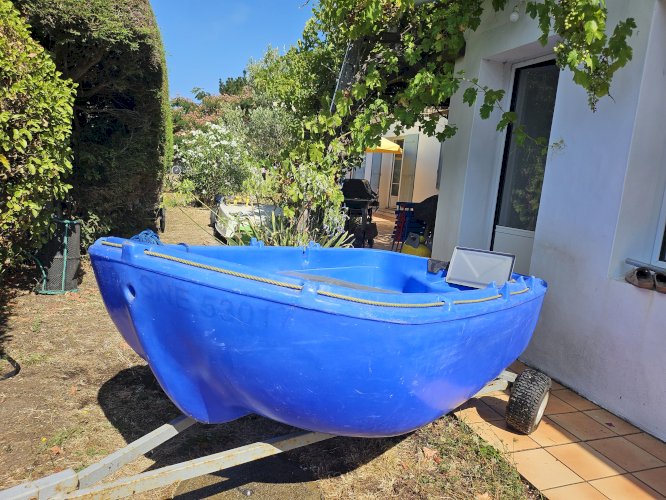 barque navette  Sun Yack 2.20 m avec remorque