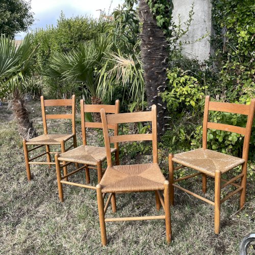 Chaises en bois 