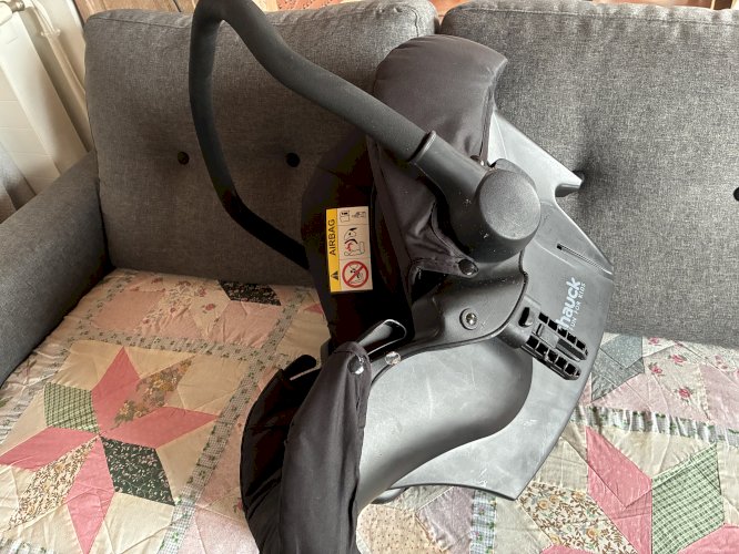 COSY BEBE POUR VOITURE