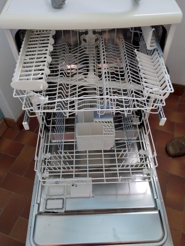 Lave vaisselle 12 couvert pose libre Whirlpool