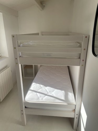 Lits superposés enfants avec matelas excellent état 