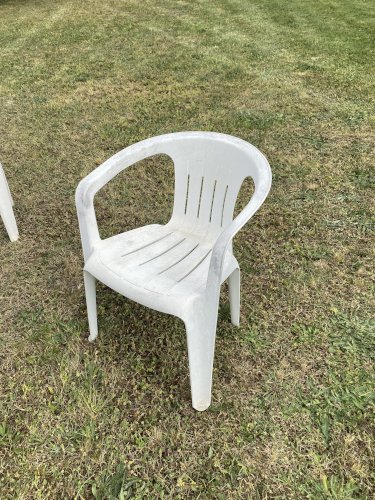 Table de jardin et 6 fauteuils 