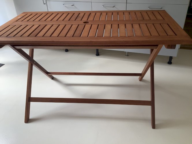 Table de jardin 