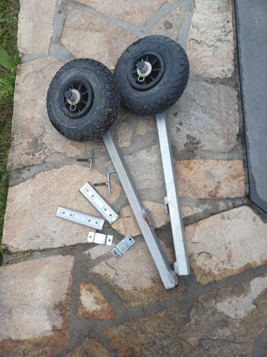 Vends roues zodiac  amovibles pour annexe 